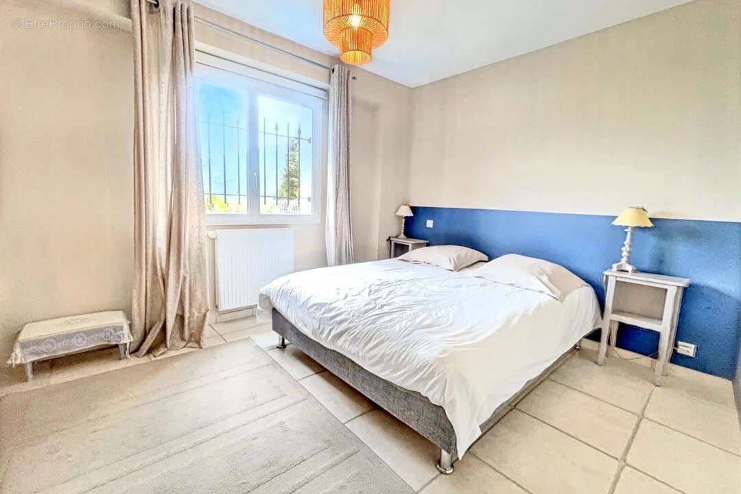 Maison à BRISON-SAINT-INNOCENT