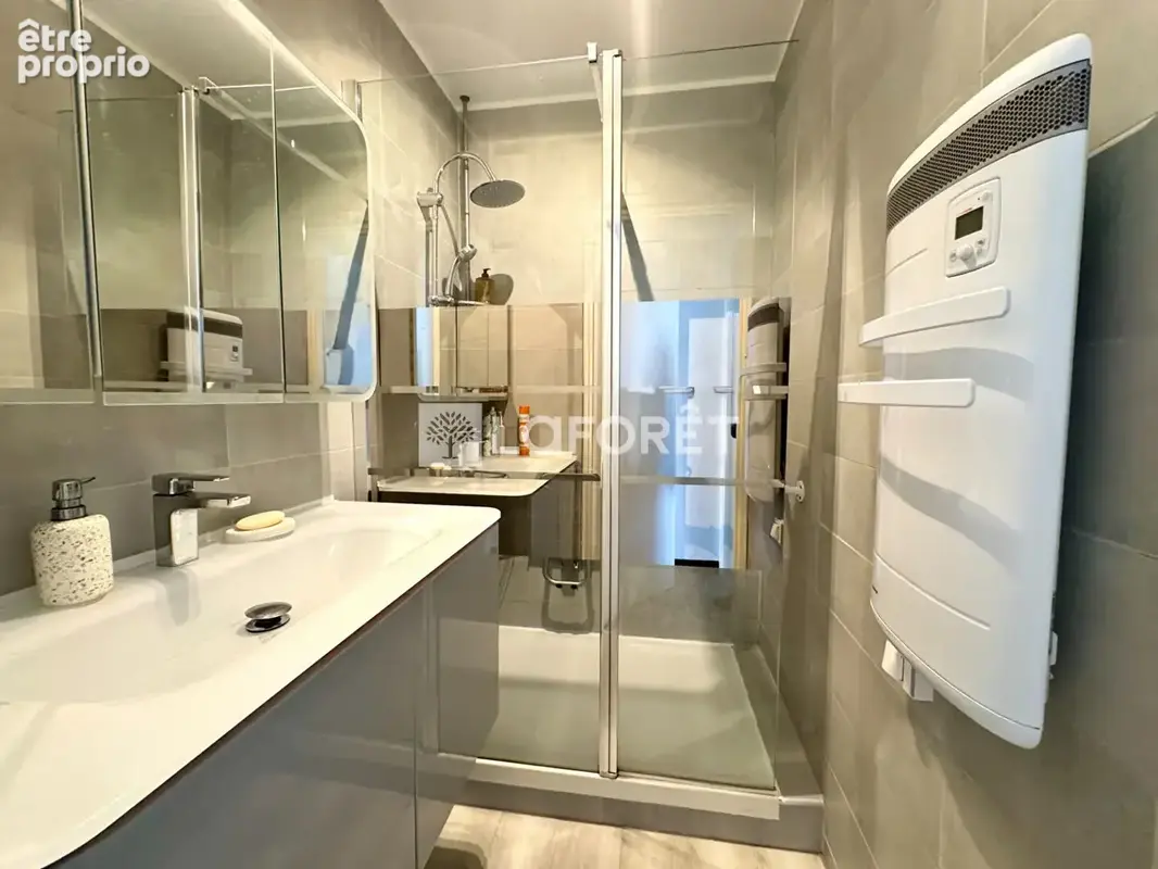 Appartement T4 de 69m2, Valmante 9eme - photo 3