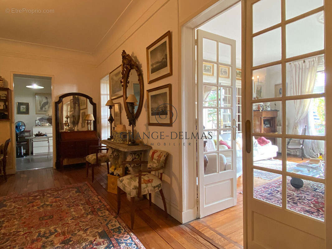 Appartement à BORDEAUX