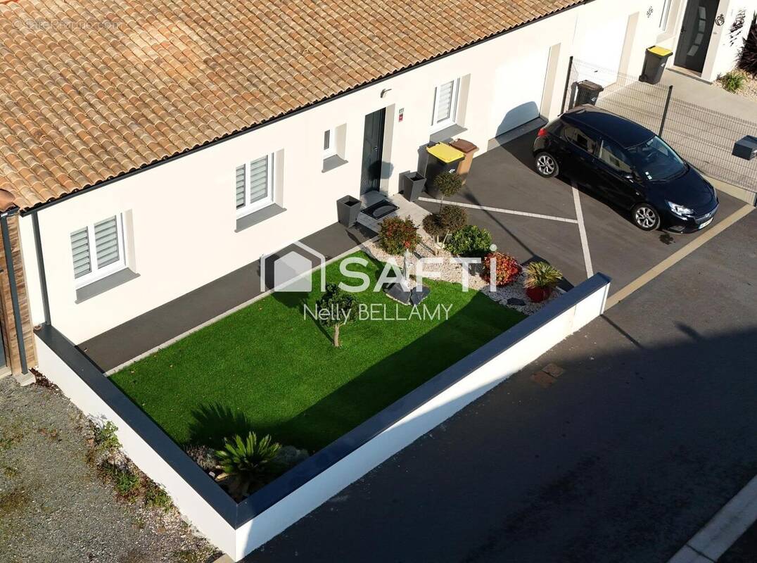 Photo 1 - Maison à SAINT-JULIEN-DES-LANDES