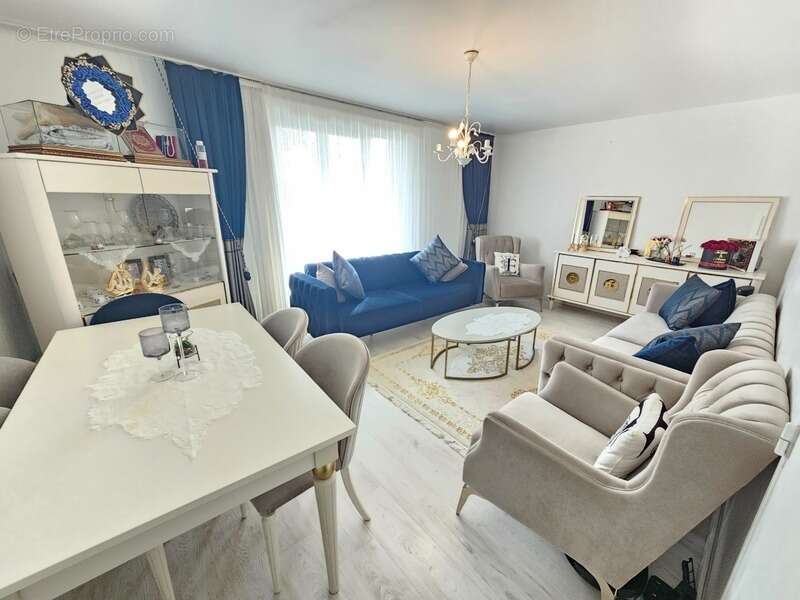 Appartement à EVRY