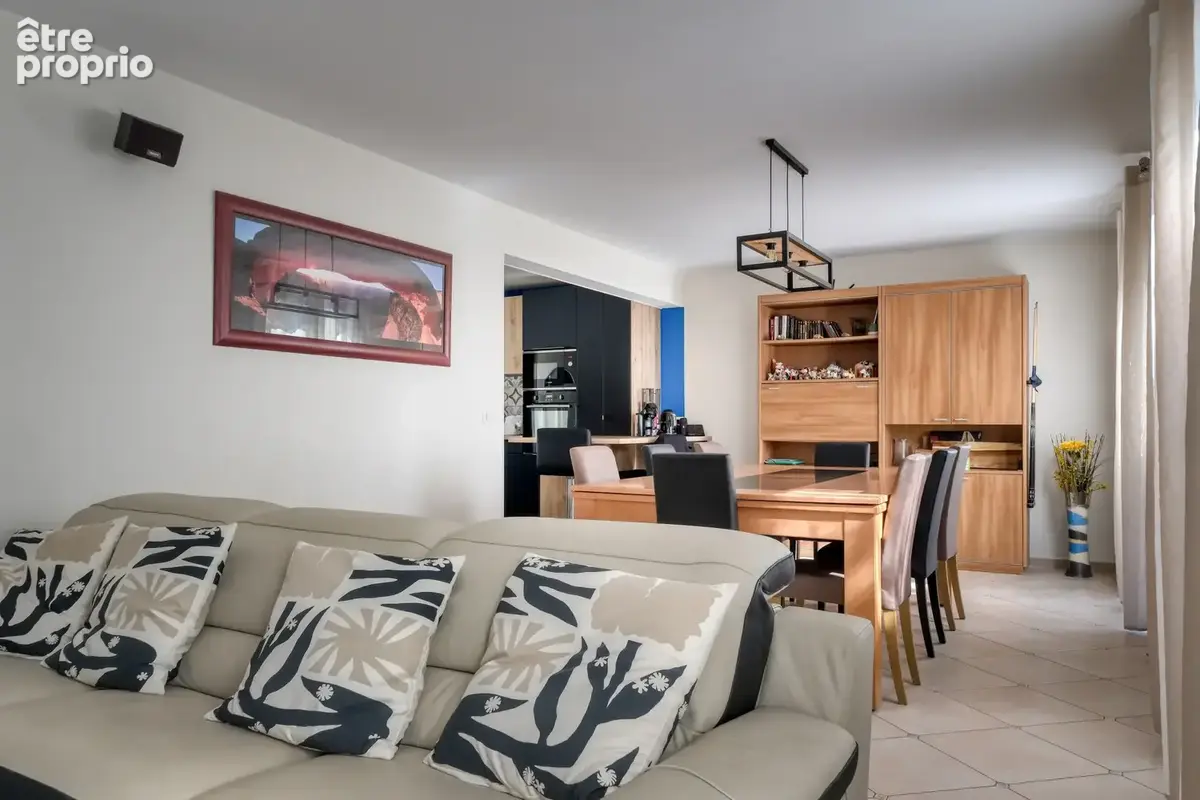 Maison 6 pieces - 4 chambres - vie de plain pied - terrain de 660m2. - photo 5