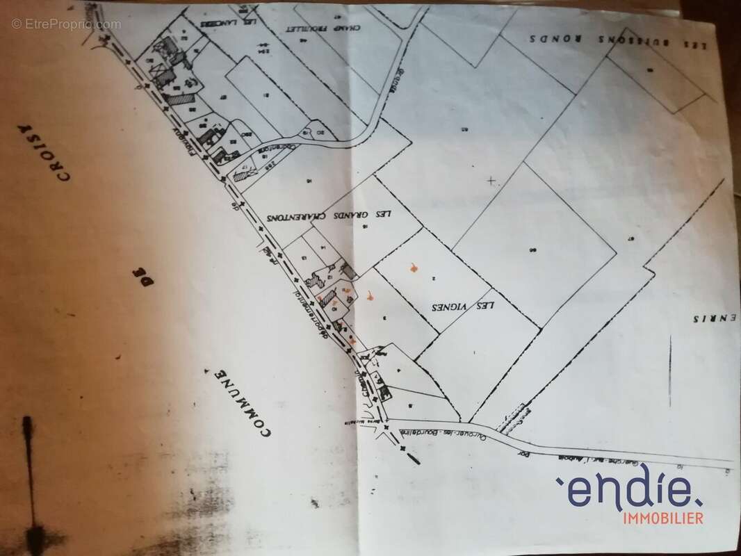 Longere de pays type f3 avec 2,5 ha de prés ! - photo 9