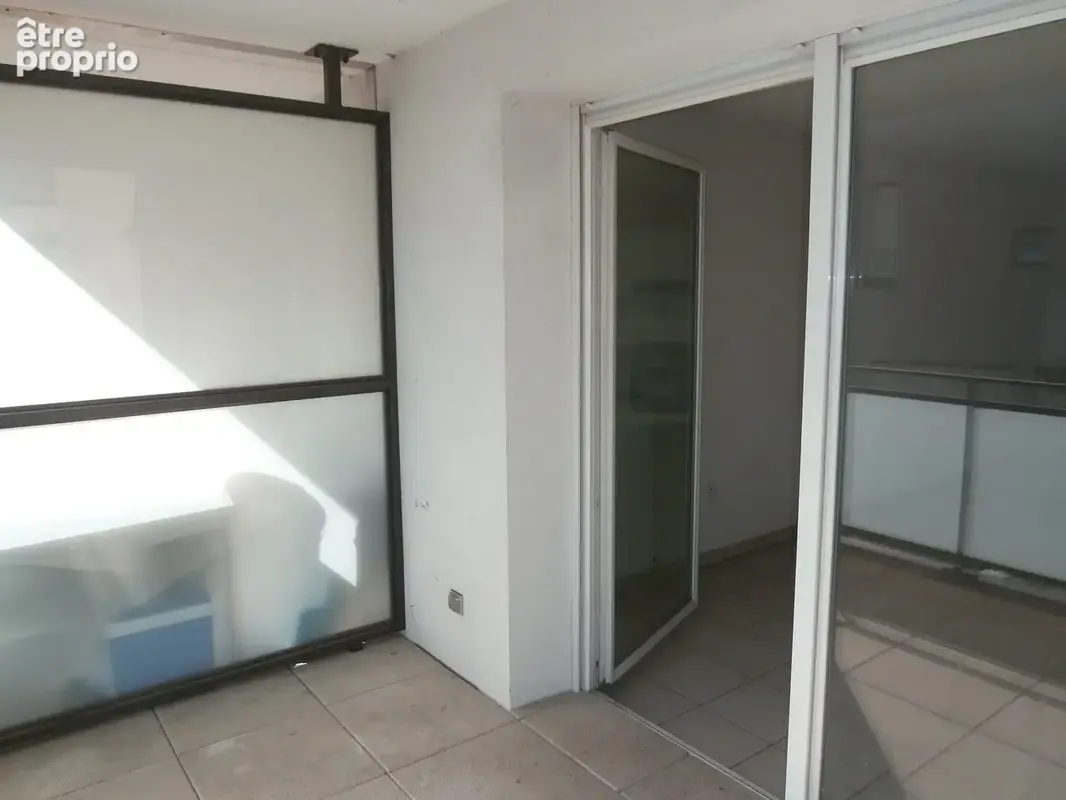 Appartement 2 pièces 43 m² à vendre à Bron (69500) - photo 2