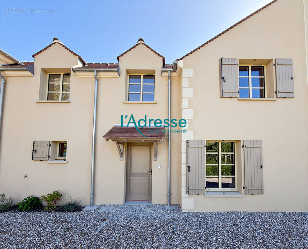 Maison à SERAINCOURT