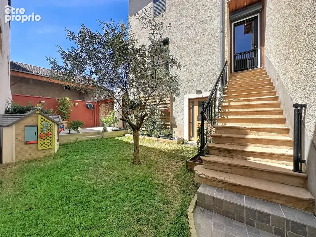 Maison 5 pièces 124 m² à vendre à Lancie (69220) - photo 6