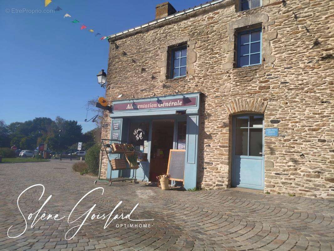 Ensemble immobilier !! RARE SUR LE MARCHÉ !! Chaumière et locaux commerciaux loués à 5 min des plages - photo 11