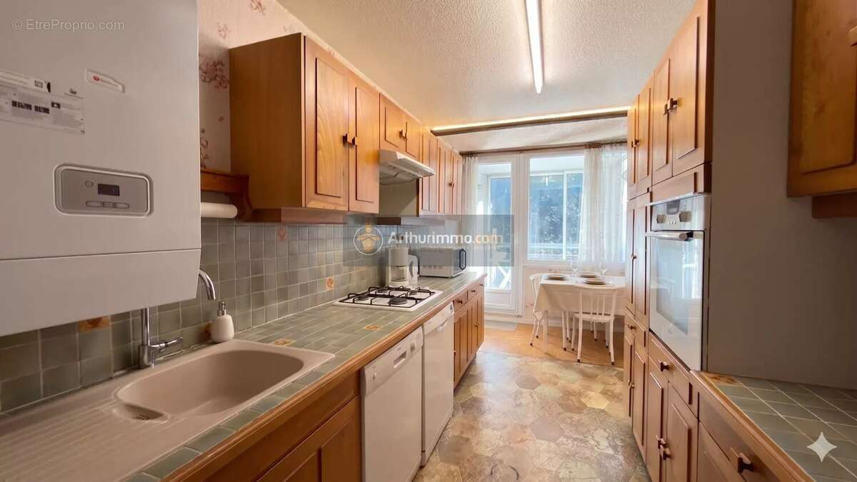 Appartement à FREJUS
