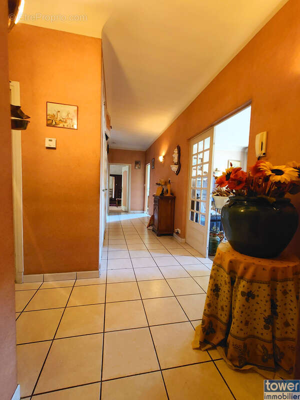Maison à VILLEFRANCHE-DE-ROUERGUE