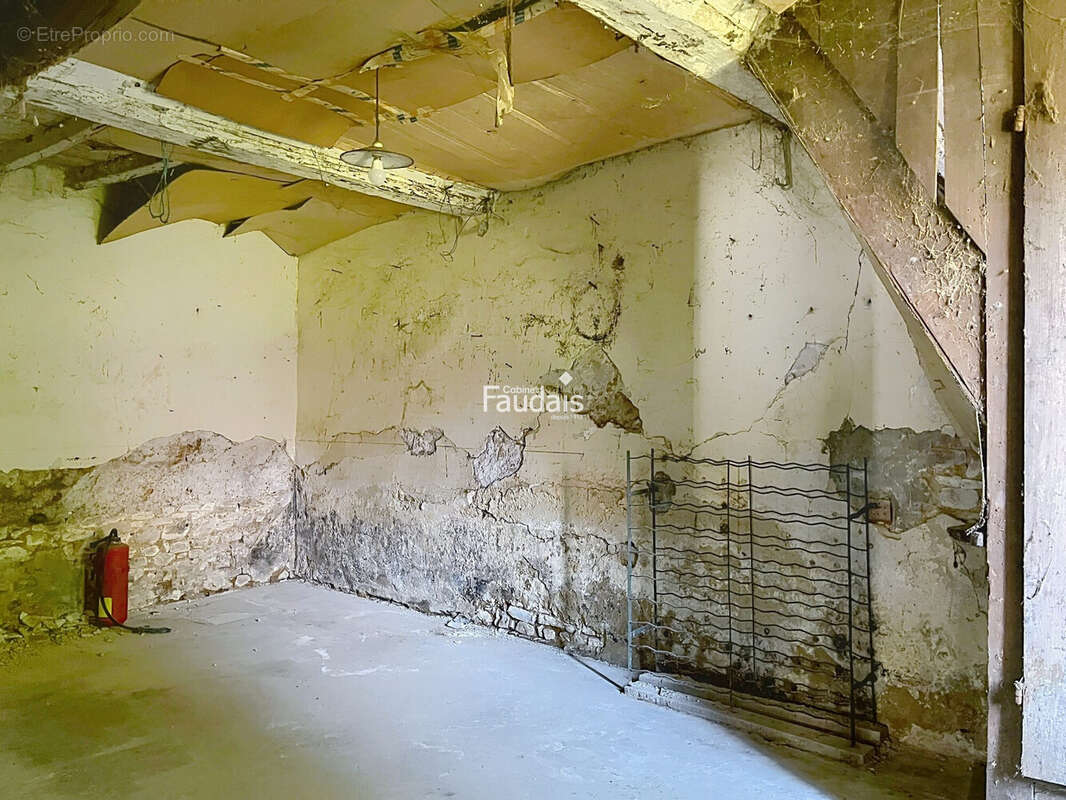 Maison 115 m² à Saint-Patrice-De-Claids  - photo 9
