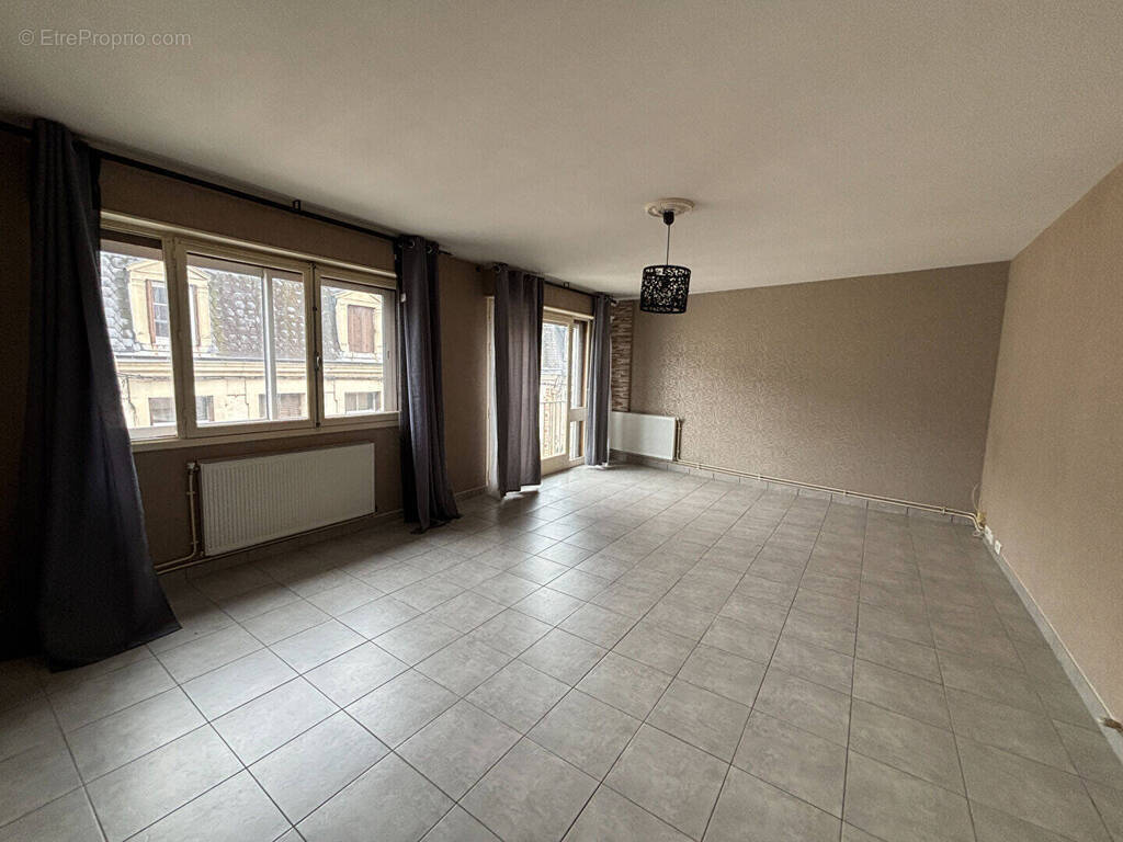 Appartement à CHATEAUROUX
