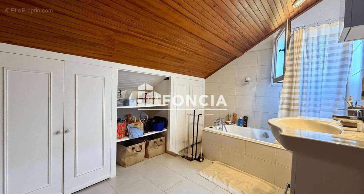 Maison à MURIANETTE