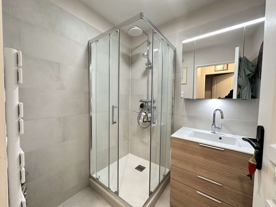 Appartement à VAIRES-SUR-MARNE