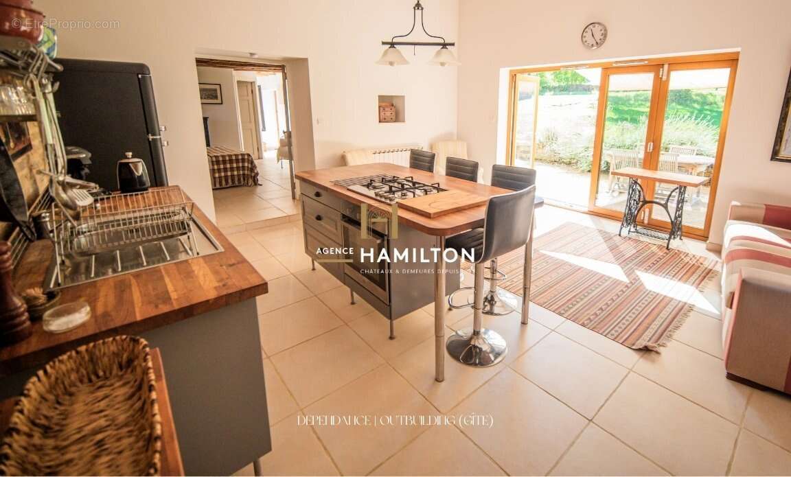 Maison à CORDES-SUR-CIEL