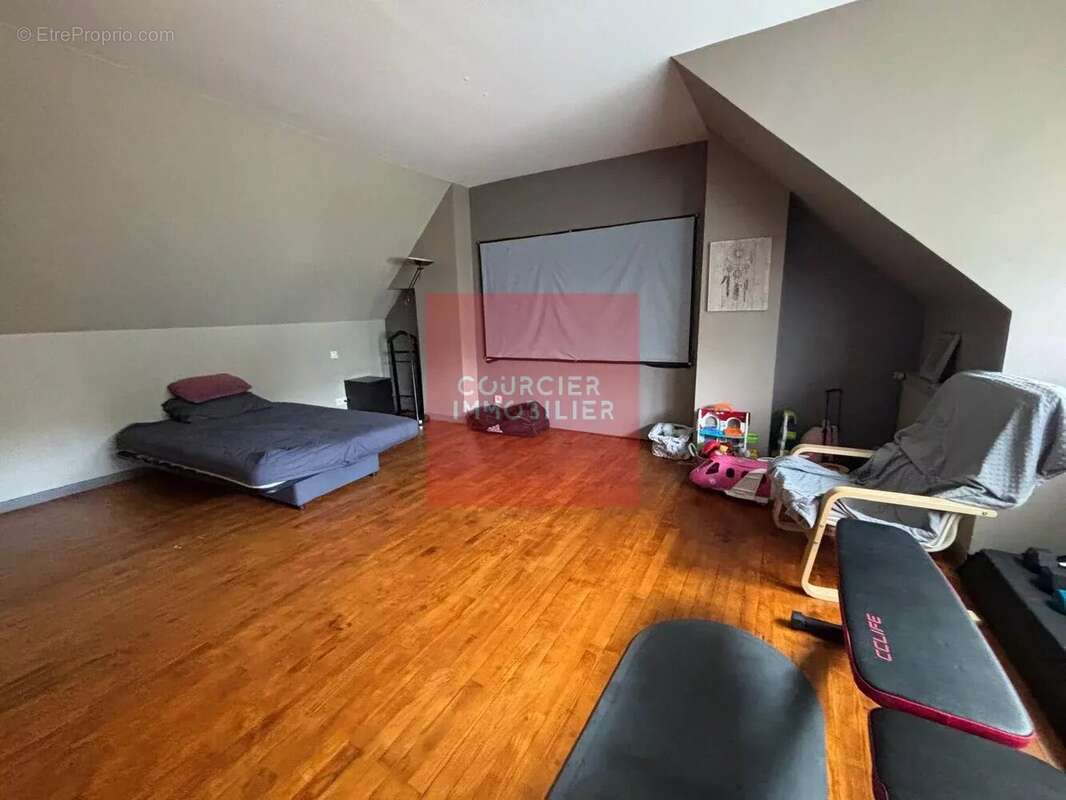 Mesnil saint denis (78) - maison  6 p 132 m2 - photo 10