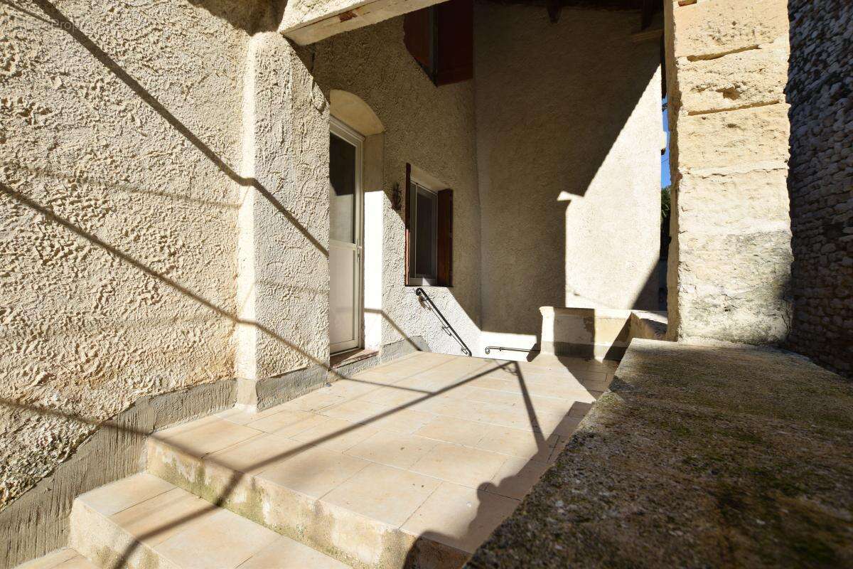 Maison à ESTEZARGUES