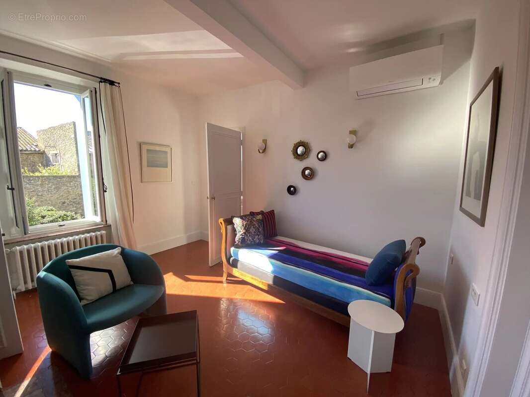 Maison à LEZIGNAN-CORBIERES