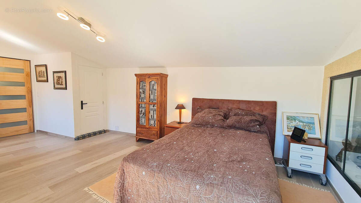 Maison à ROCHEFORT-DU-GARD