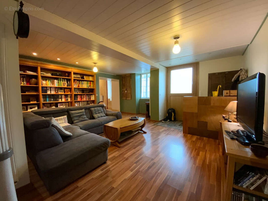 Maison  7 pièces 200 m2 - photo 8