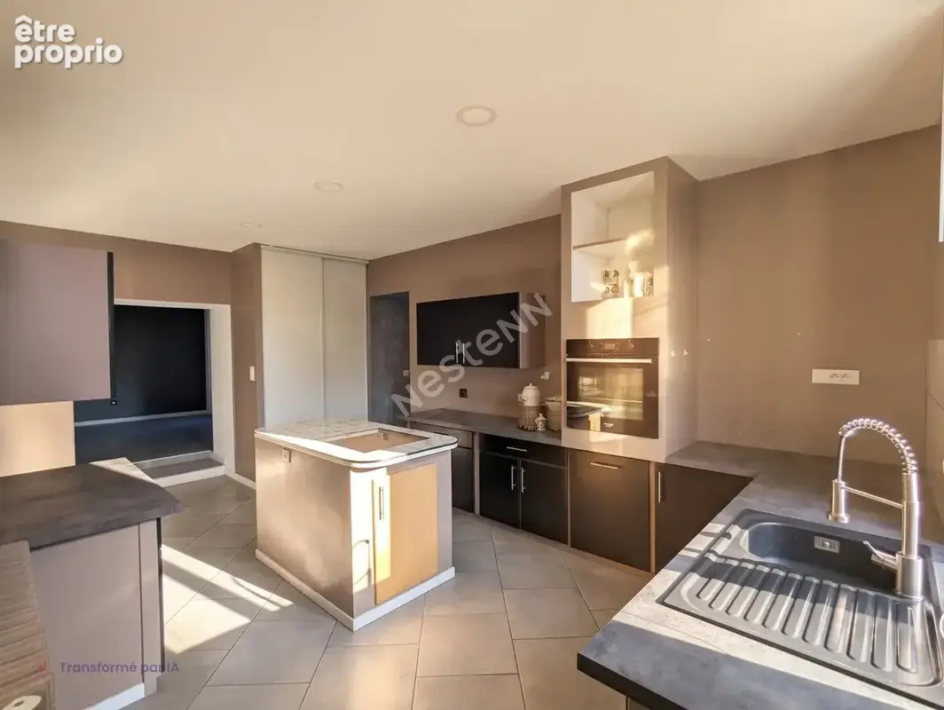 Maison en pierre de 170 m² - 5 chambres, garages et jardin  25min reims nord - photo 3