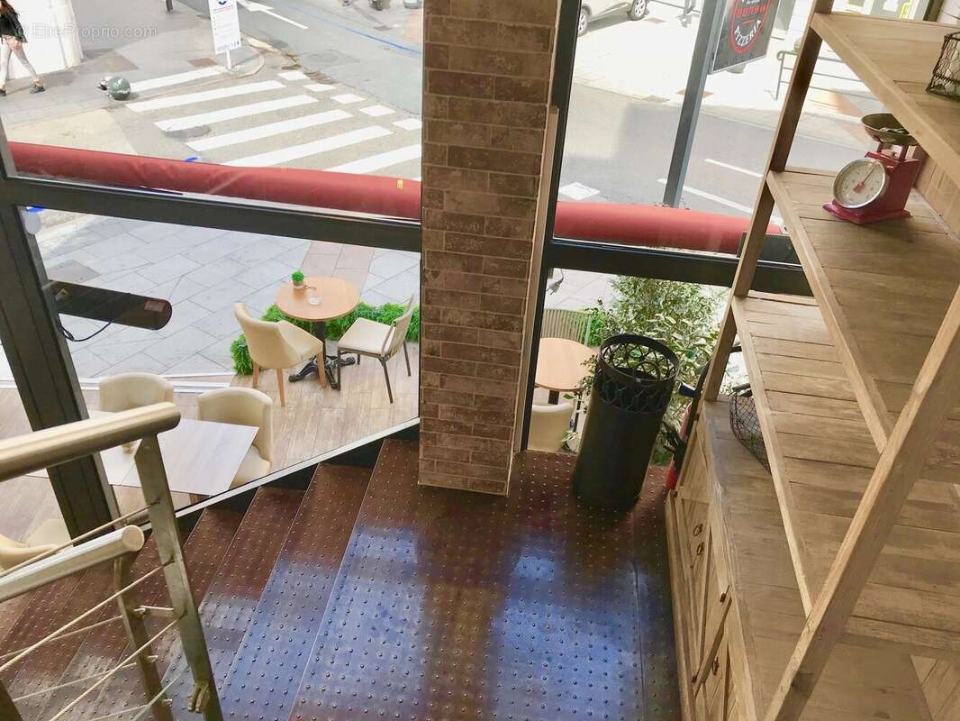 Cannes rue d antibes  brasserie restaurant - photo 17