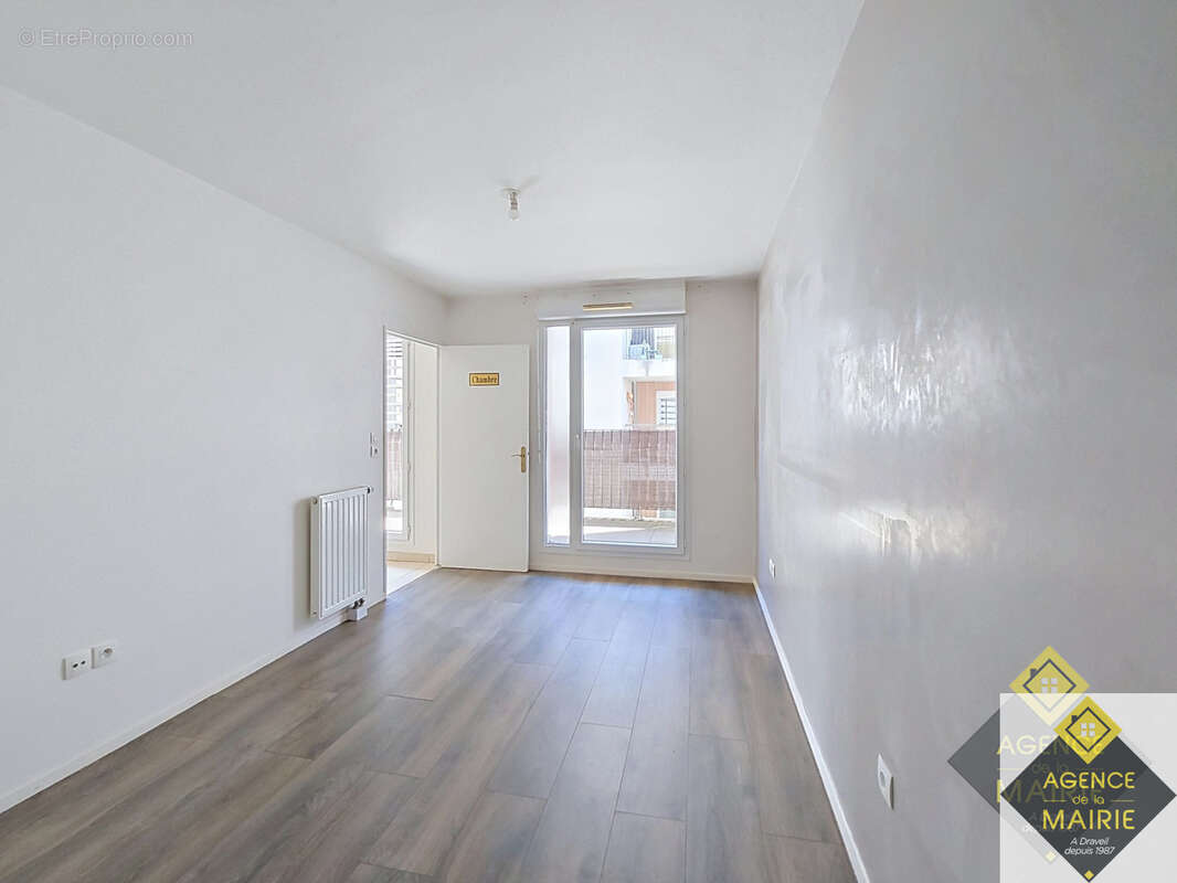 Appartement à ATHIS-MONS