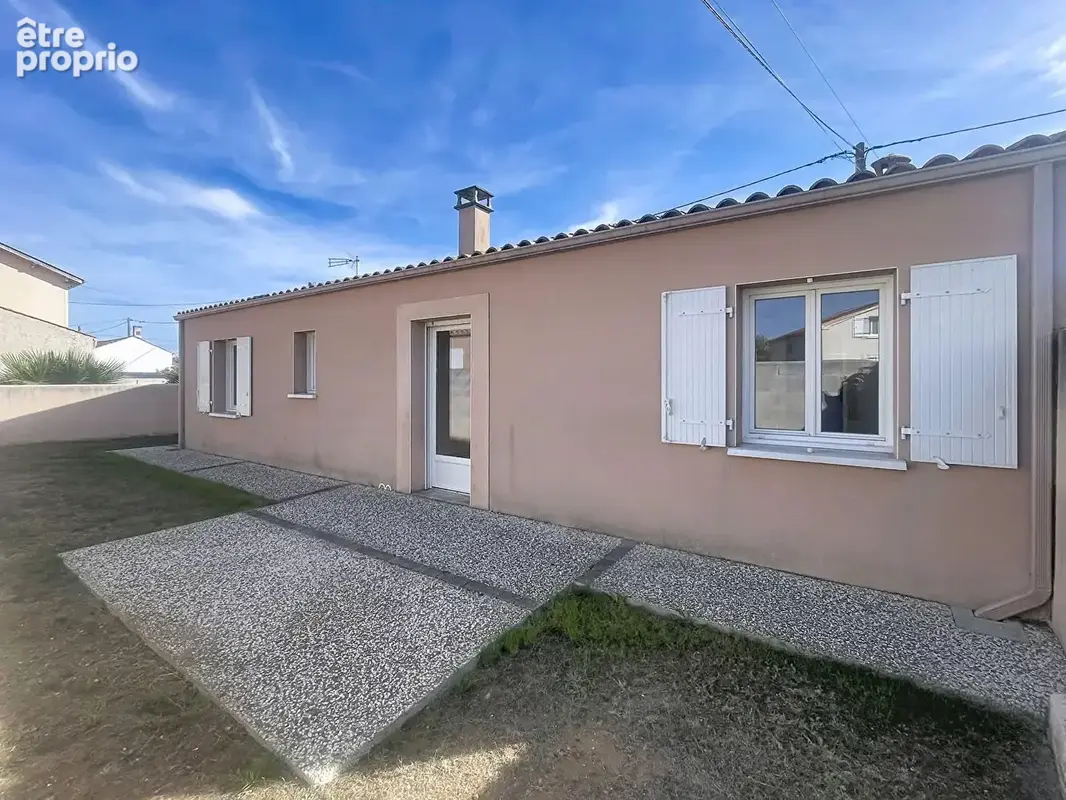 Maison à TONNAY-CHARENTE