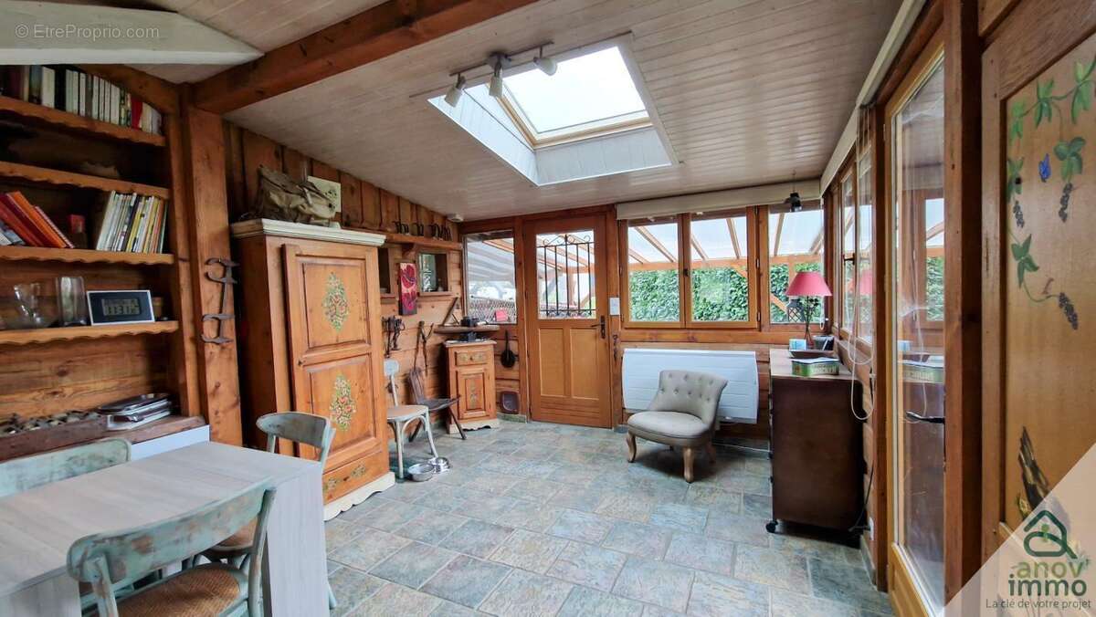 Maison à SAINT-MURY-MONTEYMOND