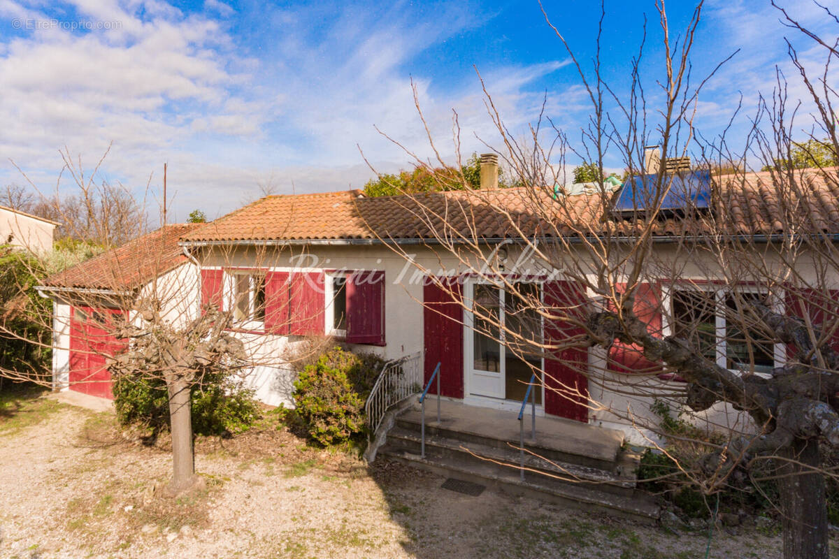 Maison à LAGNES