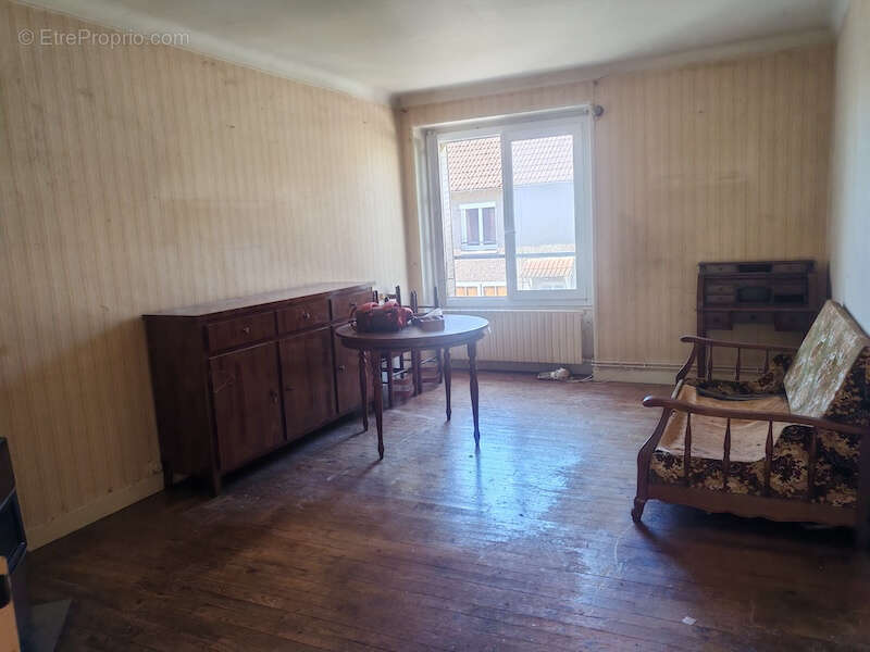 Appartement à MAURS