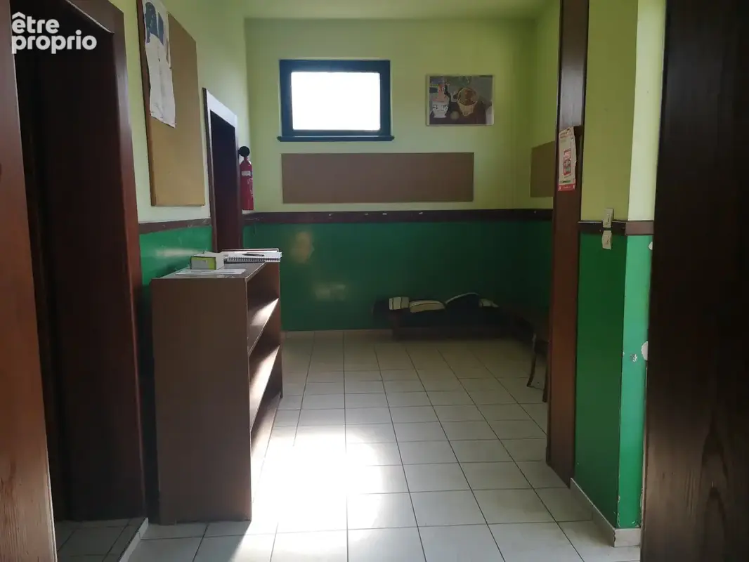 Ancienne école + Appartement loué - photo 10