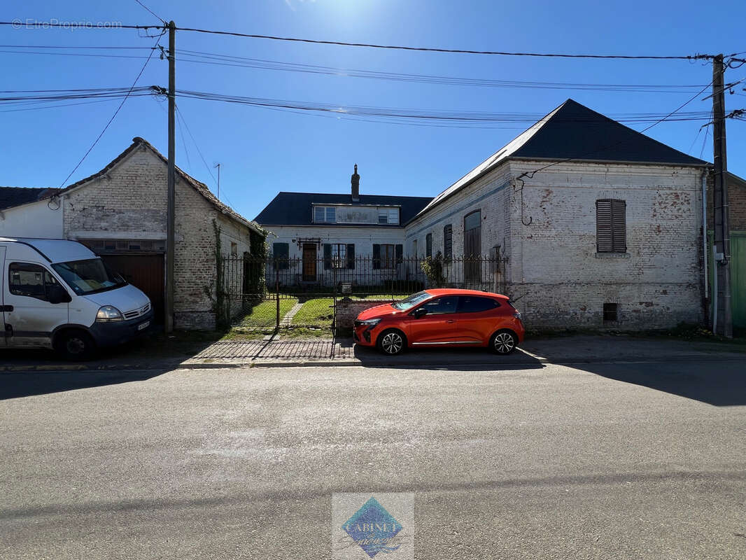 Maison à SAILLY-FLIBEAUCOURT