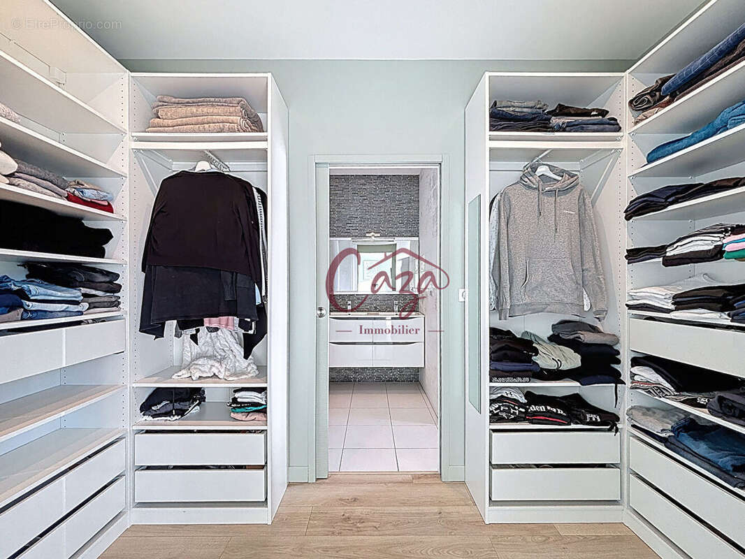 Maison à CAMBLANES-ET-MEYNAC