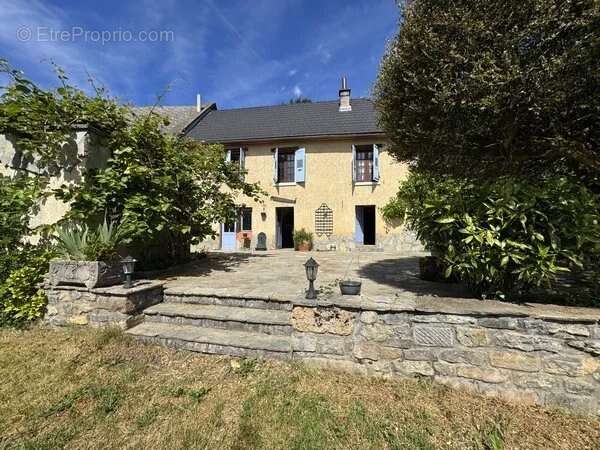 Maison à MARCIEU
