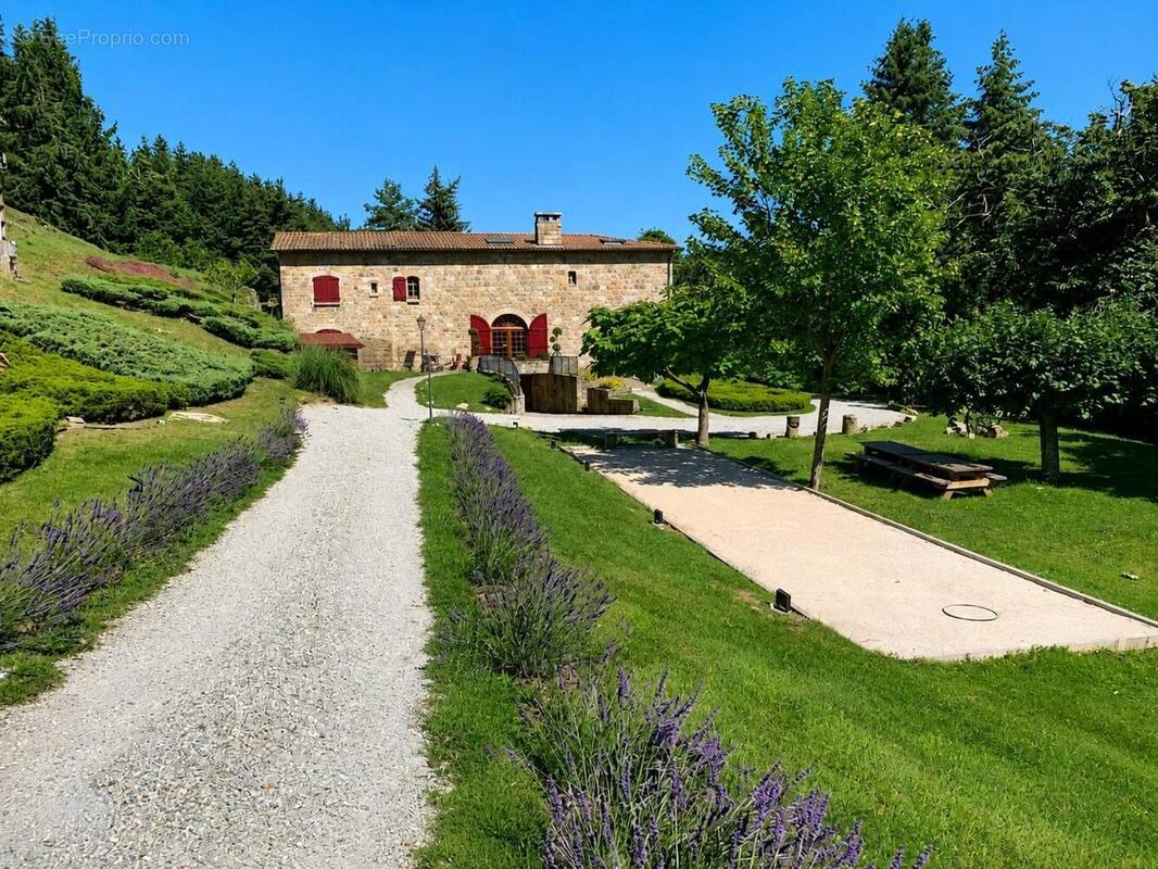 Photo 1 - Maison à SAINT-APOLLINAIRE-DE-RIAS