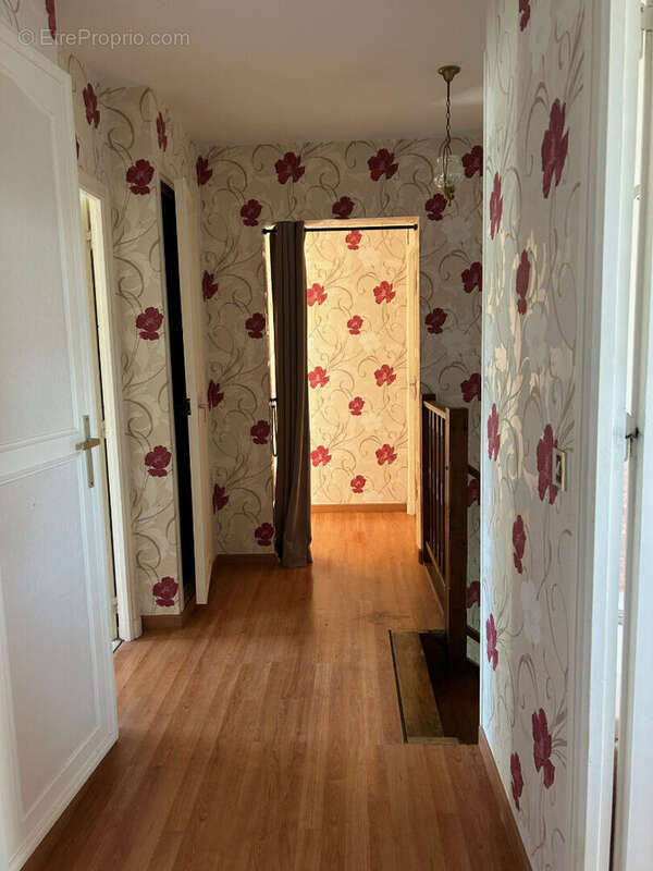 Maison 150 m² à Lons  - photo 9