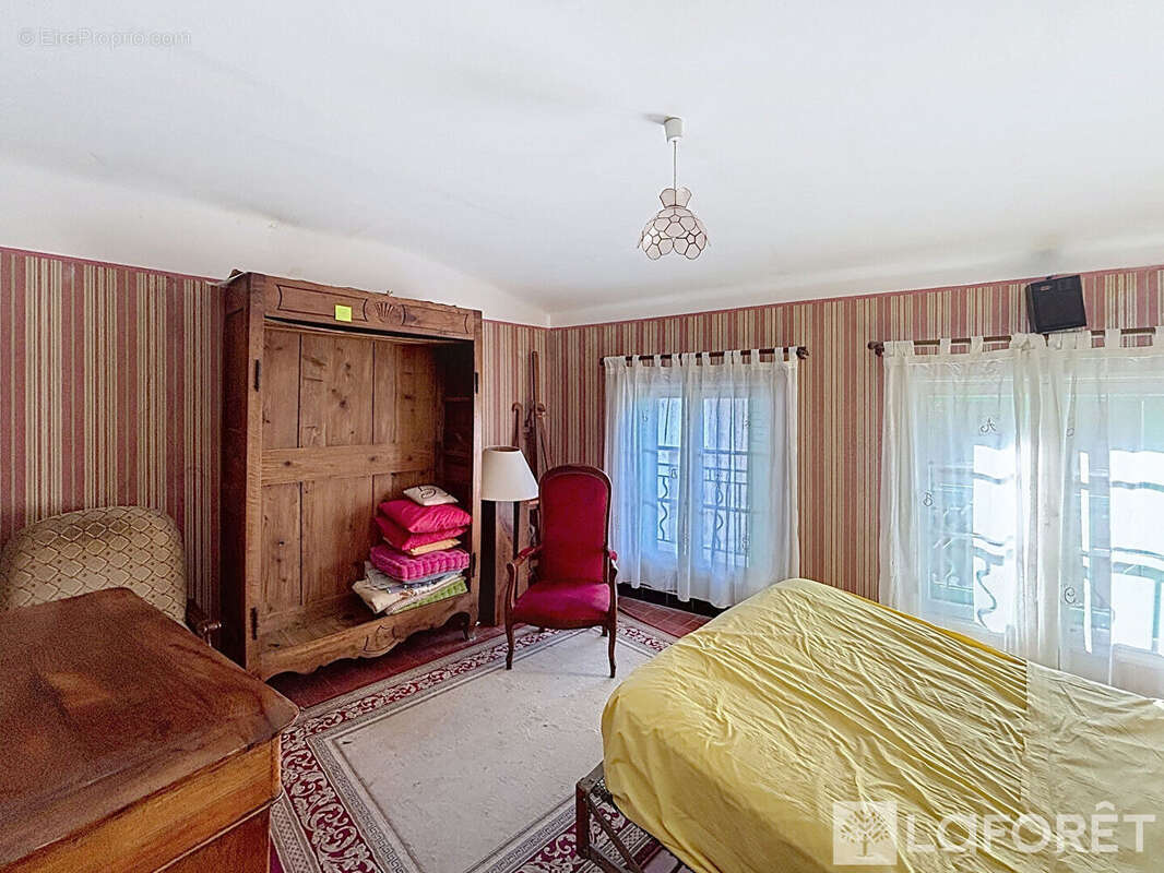 Maison à COURTHEZON