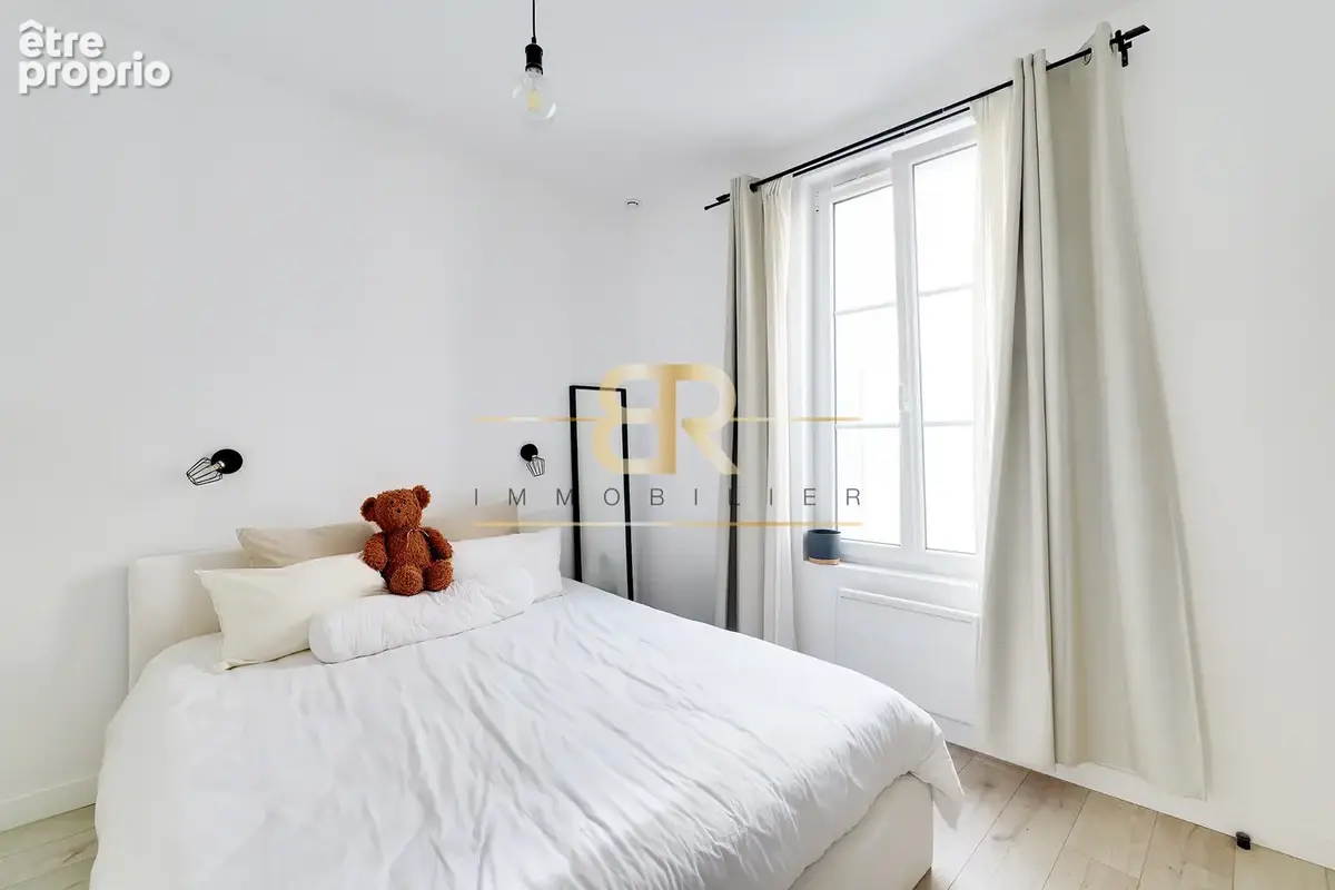 T3 rénové de 42 m2   calme   belle hauteur sous plafond   proche commerces et transports - photo 9