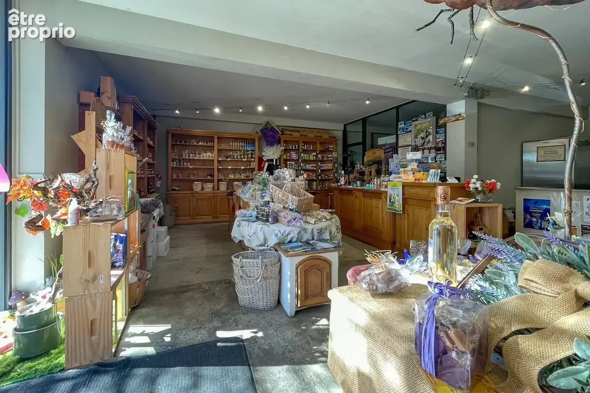 Commerce 88 m² à vendre à Maubec (84660) - photo 2