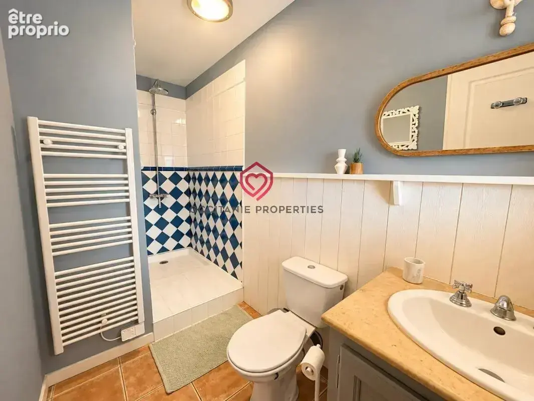 Villa de plain-pied,  piscine chauffée et jardin intimiste - photo 8