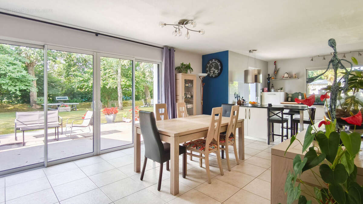 Riec-sur-Belon - Contemporaine avec dépendances, 2150m² de terrain - photo 3
