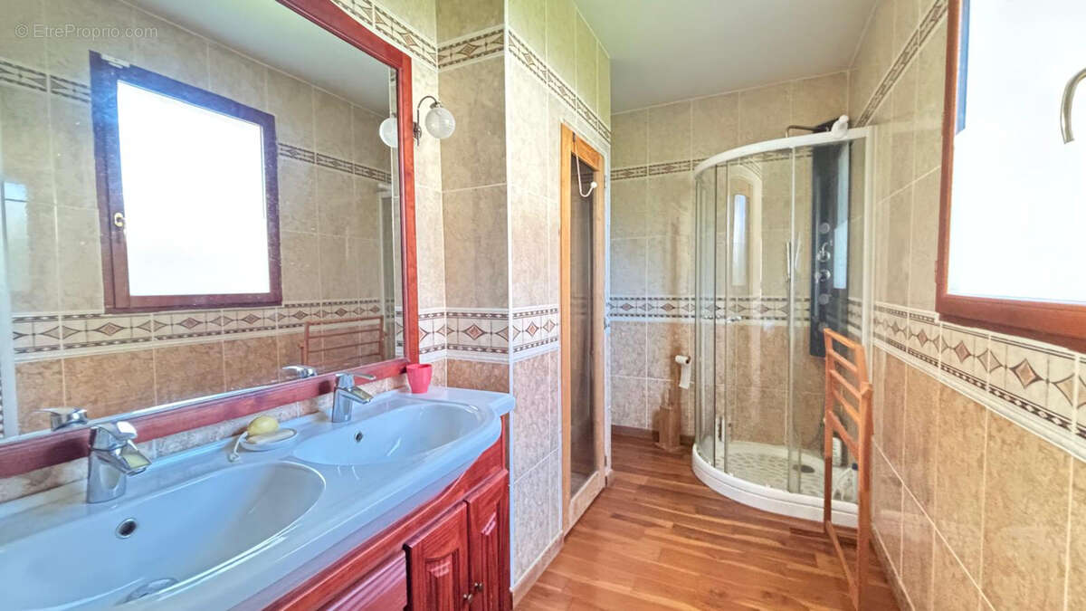 Maison à BOUFFEMONT
