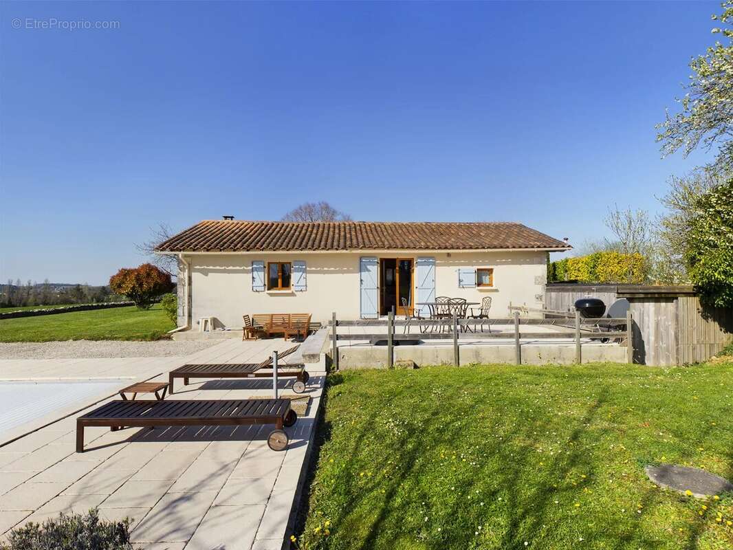 Maison à VERTEILLAC