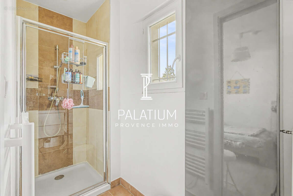 Maison à PELISSANNE