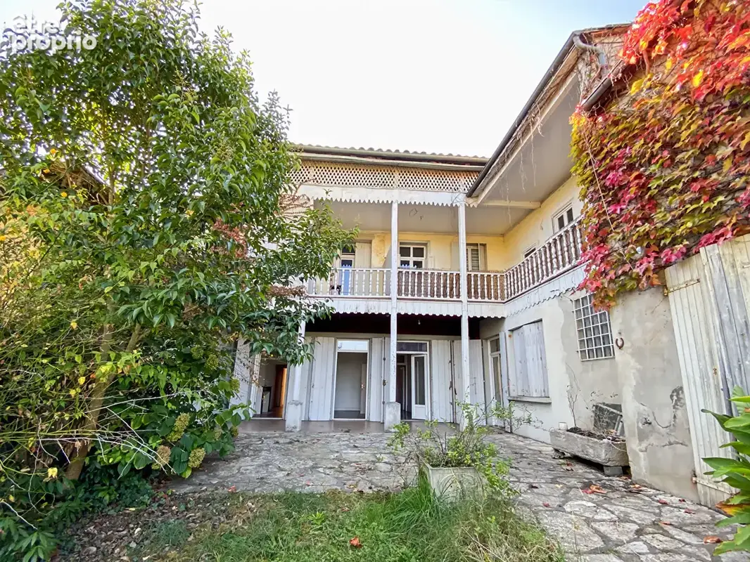 Maison Toulousaine Montauban Quartier SAint Michell 8 pièce(s) 285 m2 - photo 2