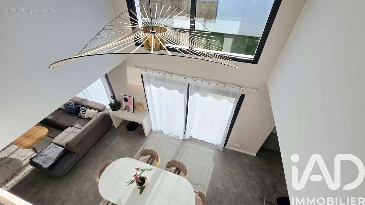 Photo 8 - Maison à SAINT-JEAN-BREVELAY