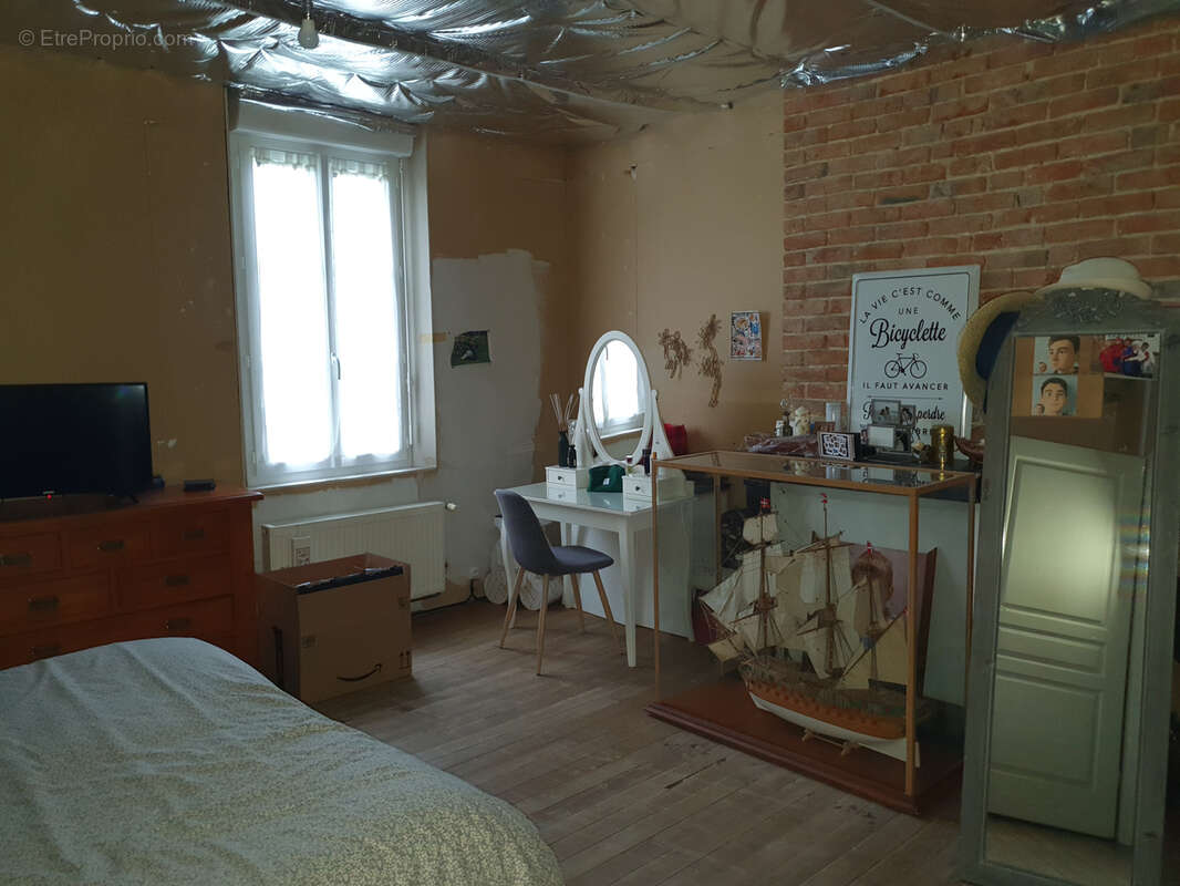 Maison à FLIXECOURT