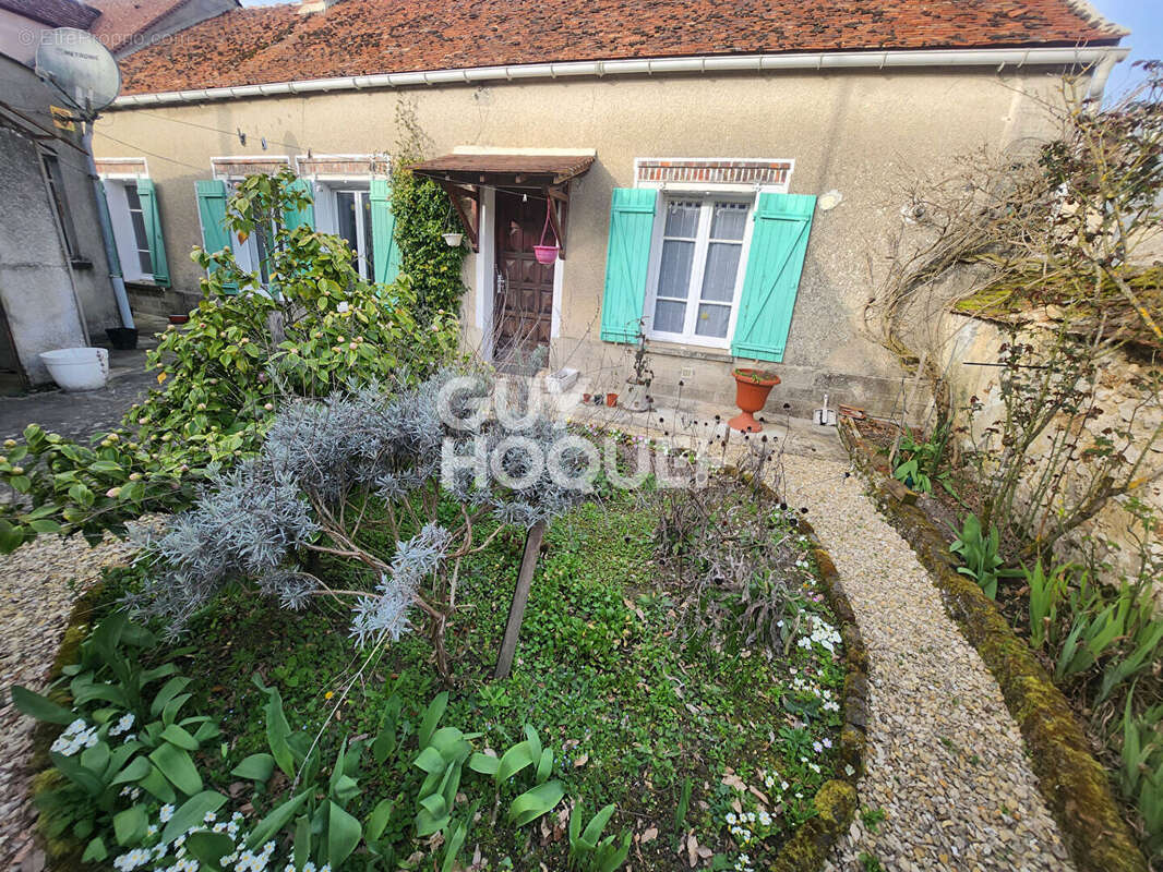 Maison à LONGUEVILLE