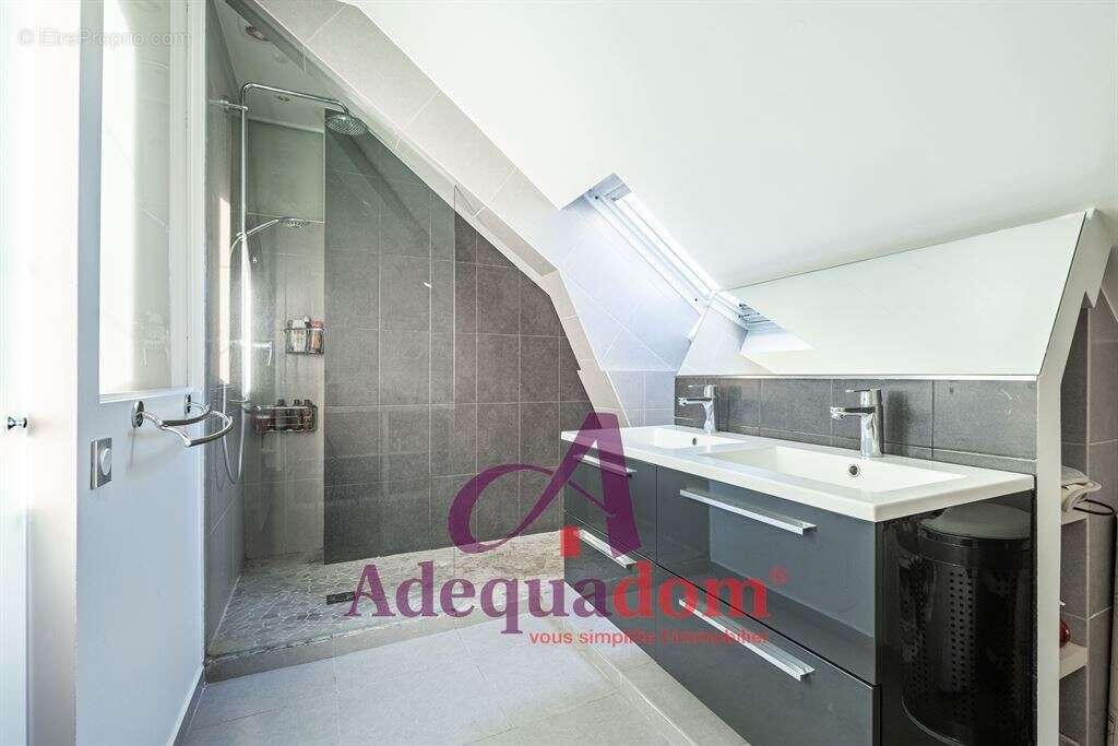 Maison à COLOMBES