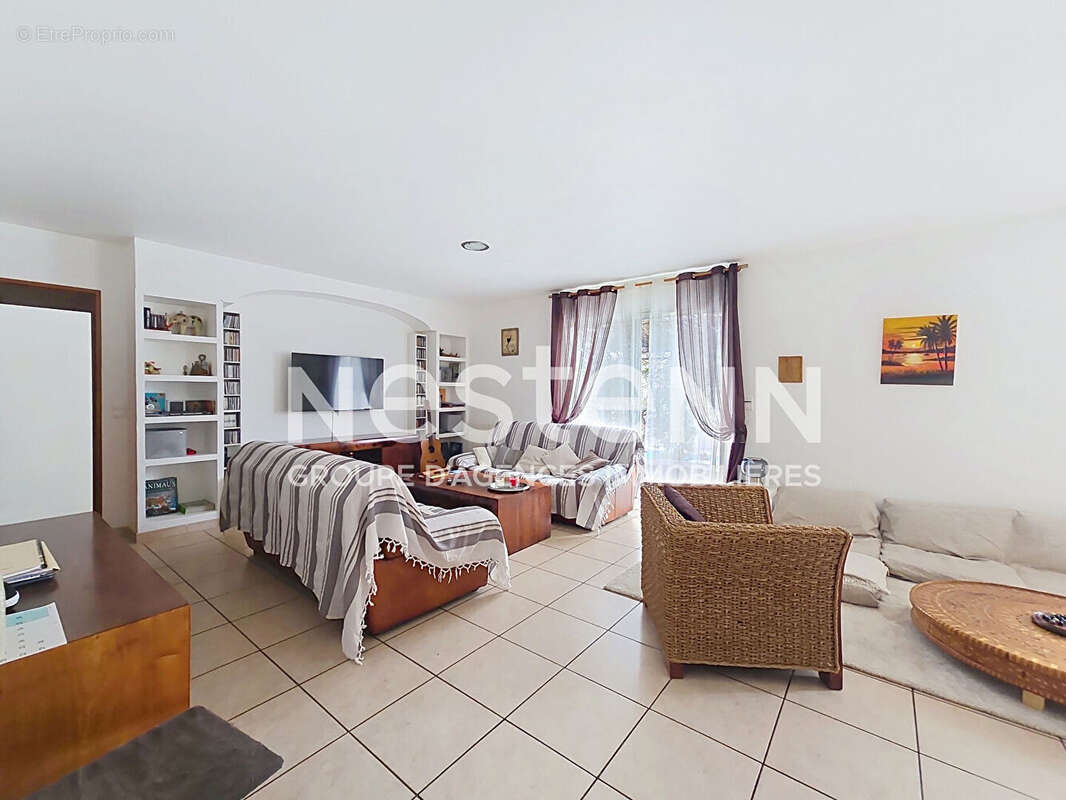 Maison à SAINT-MARTIN-DE-CRAU